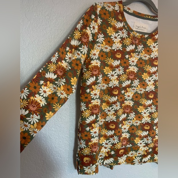 Evy’s Tree Elena sweatshirt size medium - Picture 2 of 8